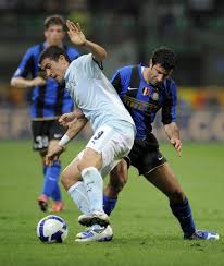 Aleksandar kolarov resmi menjadi seorang pemain baru inter, bunyi keterangan di situs resmi klub. Luis Figo Aleksandar Kolarov Luis Figo Photos Fc Inter Milan V Ss Lazio Serie A Zimbio