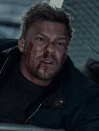 Miles Teller, Elizabeth Olsen Describe Making New Fantasy Romcom 'Eternity'