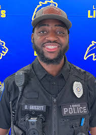 Derrick Grissett's Instagram, Twitter & Facebook