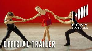 Kleine warnung der film besteht eigentlich überdurchschnittlich aus balletttänzen.😁 die protagonisten sind wie die story einfach gestrickt, haben jedoch sympathie. Center Stage Official Trailer 2000 Hd Youtube