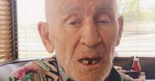 Wayne Waller's Instagram, Twitter & Facebook