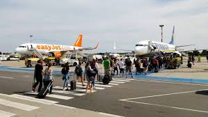 Häufig haben passagiere anspruch auf eine erstattung durch ryanair. Ryanair Easyjet Oder Eurowings Welche Billig Airline Ist Besser