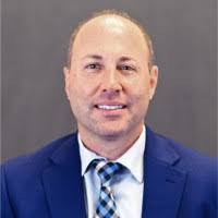 Adam Kreutzer's Instagram, Twitter & Facebook