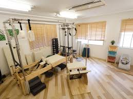 ピラティスア ヴニール 江坂店の画像