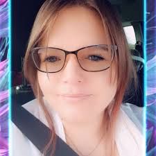 Hi everyone I've been advised to buy my fruit cake separately and ask for  cake maker to decorate it as normal, as I'm struggling to find someone who  does wedding fruit cake