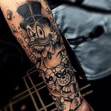 Tatuagem De Tio Patinhas No Braco Pesquisa Google Boas Ideias Para Tatuagem Tatuagem Tio Patinhas O braço pode ser tatuado em diferentes pontos: tatuagem de tio patinhas no braco