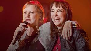 See more of dorothée on facebook. Dorothee Devastee Par La Mort De Son Amie Ariane Carletti Cnews