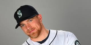 Ryan Garton's Instagram, Twitter & Facebook