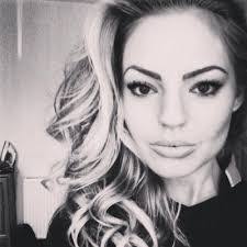 Megan Overton's Instagram, Twitter & Facebook