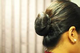 Qantas hair and makeup standards are designed to complement the current flight attendant uniforms. Cabin Crew Hairstyle Be Your Own Kind Of Beautiful