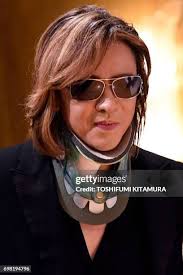 285 Suspenders And Concert Stock Photos, High-Res Pictures, and Images