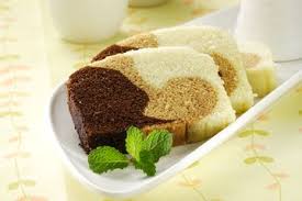 Terdapat bermacam kreasi dari aneka kue bolu yang dimatangkan dengan cara dikukus, baik dari kombinasi bahan dasar yang digunakan untuk membentuk cita rasa yang diinginkan juga. Nikmat Dan Lembutnya Bolu Kukus Santan Tiga Rasa Ini Hadir Di Meja Makan Semua Halaman Nakita