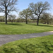 A number of guests mark that the staff is accommodating. Round Barn Farm Manhattan Il Udisc Disc Golf Course Directory