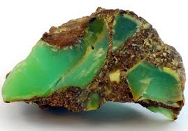 Chrysoprase Healing Properties Chrysoprase Meaning Benefits Of Chrysoprase Metaphysical Properties Of Chryso In 2020 Chrysoprase Gemstones Crystals And Gemstones
