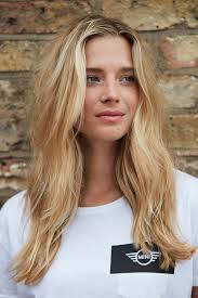 DRIVING WITH STYLE WITH MINI