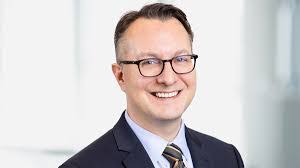 Tom Hoffman's Instagram, Twitter & Facebook