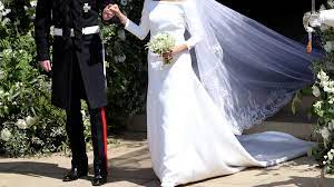 Weitere ideen zu schöne hintern, frau, schöne frauen. Meghan Markle Welcher Designer Entwirft Ihr Hochzeitskleid