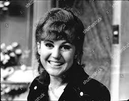 Rosalyn Slater's Instagram, Twitter & Facebook