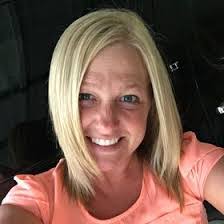 Suzanne Worley's Instagram, Twitter & Facebook