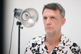 Música eletrônica combinou contracultura e elitização