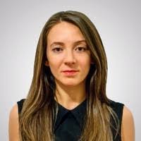 Corina Everett's Instagram, Twitter & Facebook