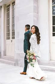 One of the winter wedding ideas on a budget that many people choose is to use branches and greenery. 30 Winter Wedding Ideas That Are Gorgeousaf A Practical Wedding