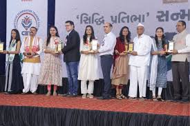 548 officers who prepared for competitive exams at CET Centre honoured by  PP Savani - Primex News Network - The Shining Media