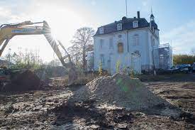 Doch wer die band allein damit in verbindung bringt, greift zu kurz. Die Raab Sche Villa Wird Zum Hotel Villa Raab Oberhessen Live