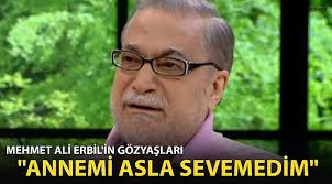 64 yaşındaki ünlü şovmenin annesi yurdagül eken'dir. Mehmet Ali Erbil In Gozyaslari Annemi Asla Sevemedim Magazin Haber Marmara