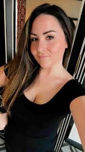 Joanne Wilder's Instagram, Twitter & Facebook