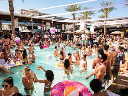 As the hostess of the party, you are expected to look presentable. Best Swimming Pools With Bars In Phoenix Arizona Thrillist