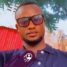 Notez sur 10 la prestation de pascal Eboussi Face aux salésiens de Don  Bosco? ✍️