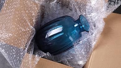 The Dos and Don'ts of Moving Fragile Items: Protecting Your Valuables