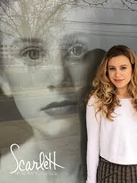 Scarlett Hendricks (@scarletthphoto)