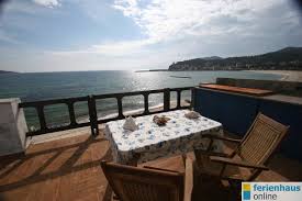 Dotato di un giardino, il complesso appartamenti mare sorge a marina di campo. Marina Di Campo Strandvilla Lungomare Elba Marina Di Campo Am Meer Direkt Mieten Ferienwohnung Ganzjahresvermietung