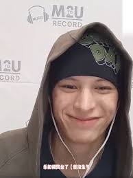 James Fanmeeting Cortis Shy