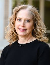 A warm CSU welcome to Scott Vine, our new director of the @SchwartzLibrary  at CSU! We can't wait for him to join us later this summer. #clestate