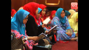 Tokoh negara tan sri paduka seri (dr.) aishah ghani nur diana eep ( kumpulan la) en. Wanita Umno Kl Selangor Organise Tahlil For Late Umno Veteran Tan Sri Aishah Ghani At Pwtc Youtube
