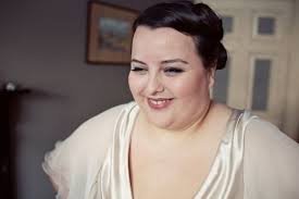 Who's That Girl? Could it be... Anna and The Ring?