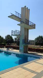 saint pierre les nemours 77 seine et marne france centre aquatique aquasud77 old buildings building pool
