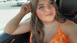 If any ladies are looking for something to do locally come join me at  Brentwood park Community centre for a Mothers day special introduction to  makeup workshop a fun way to learn