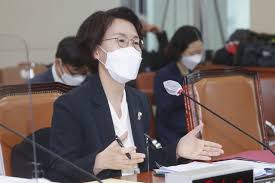 여기에 장호현 교수 일당이 비공개 아프리카 tv를 사용하고 카톡으로 범행을 지시하는22 등 스스로 증거를 만드는 어리석은. Dotvzljs3gquhm