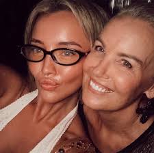 Always fun when our old mucker's in town.. @cristophmusic @nicobloom_  @harley_brash @savayabali 🤍