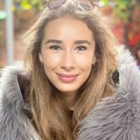 100+ "Bethany Taylor