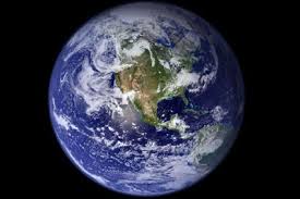 Urutan planet didefinisikan juga yakni sebagai suatu benda langit yang tidak dapat mengeluarkan panas ataupun cahaya dan jarak bumi dari matahari berjarak 150 juta km, dengan kala rotasi bumi adalah 365,25 hari dan kala rotasi bumi 24 jam. Nama Nama Dan Urutan Planet Dalam Tata Surya