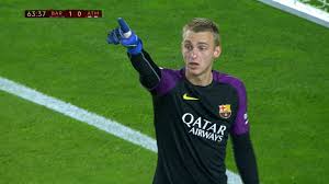 Он играет на позиции вратарь. Jasper Cillessen Amazing Saves Vs Atletico Madrid Youtube