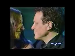 Miembro de una familia numerosa muy pobre, llevó. Chi E Massimo Ranieri Il Cantante Di Perdere L Amore Vita Privata