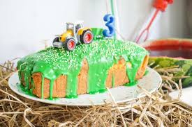 Traktor Geburtstag Einladung Torte Deko Deko Hus Kindergeburtstag Kuchen Bauernhof Tortendeko Traktor Geburtstag