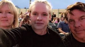 Fundraiser for Laurie Lee by Robin Vogel : Assist The Lee Family