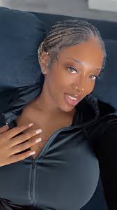 Looking for someone who can make me a churro cheese cake for tonight 😋